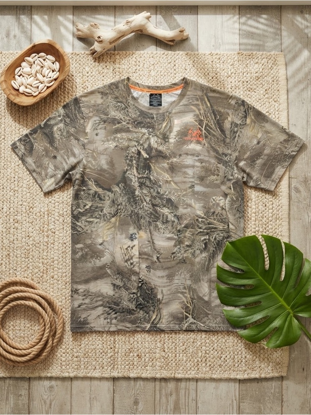 REALTREE Men's Camo Graphic Outdoor Hunting Shirt